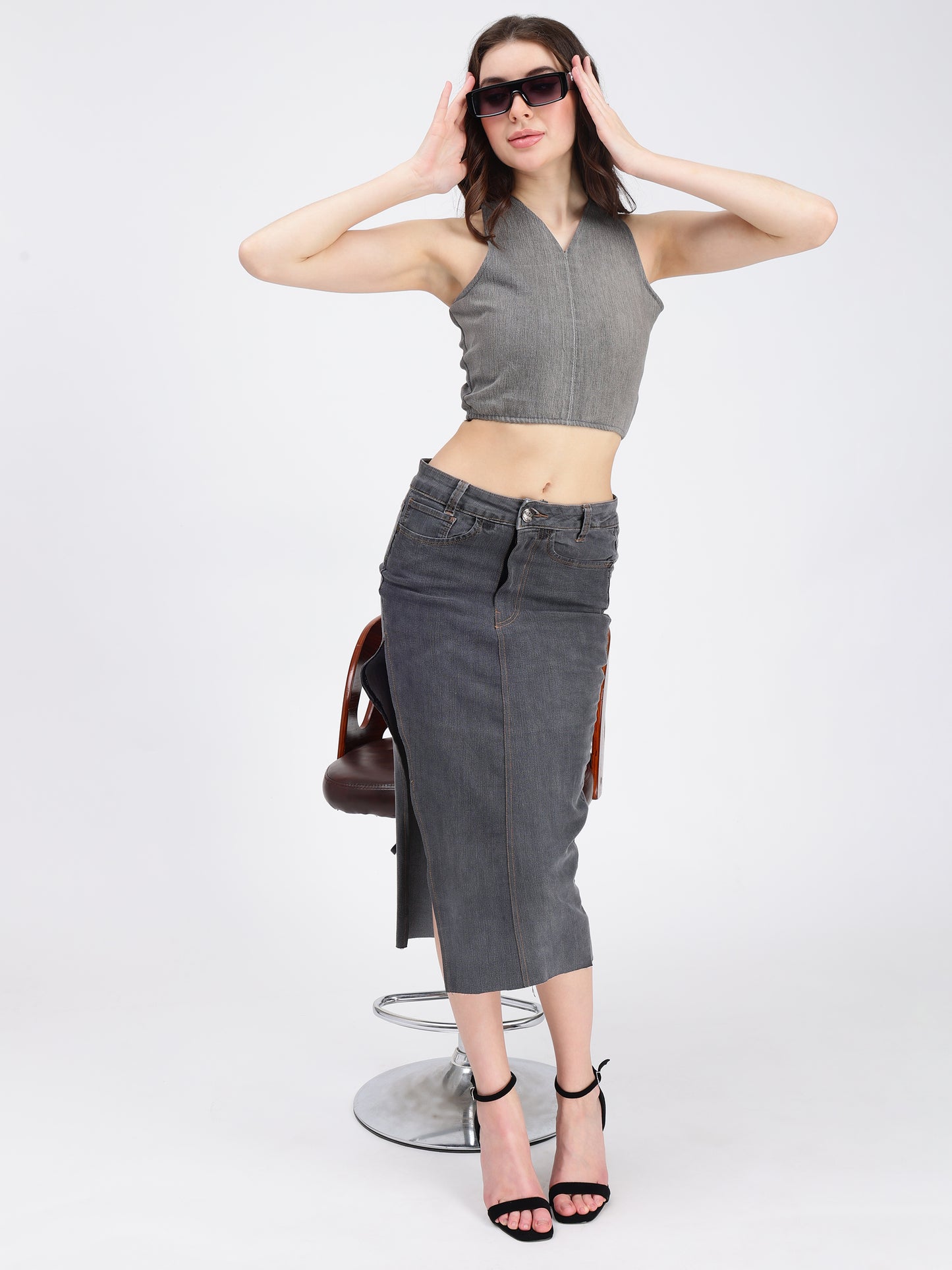 GREY CROP TOP