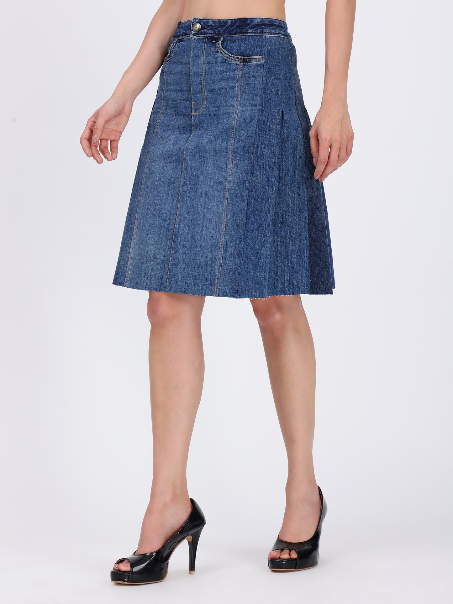DENIM BLUE PLEATED SKIRT