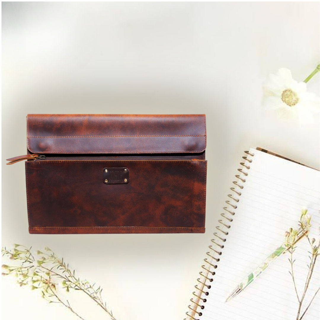 Compact Macbook Sleeve Hard Tan