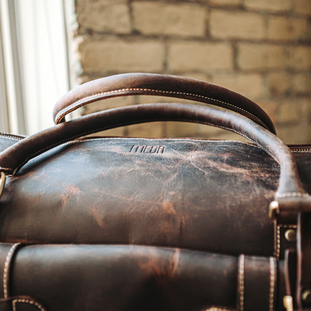 IN HAND LUXE DUFFLE BAG Muddy Brown