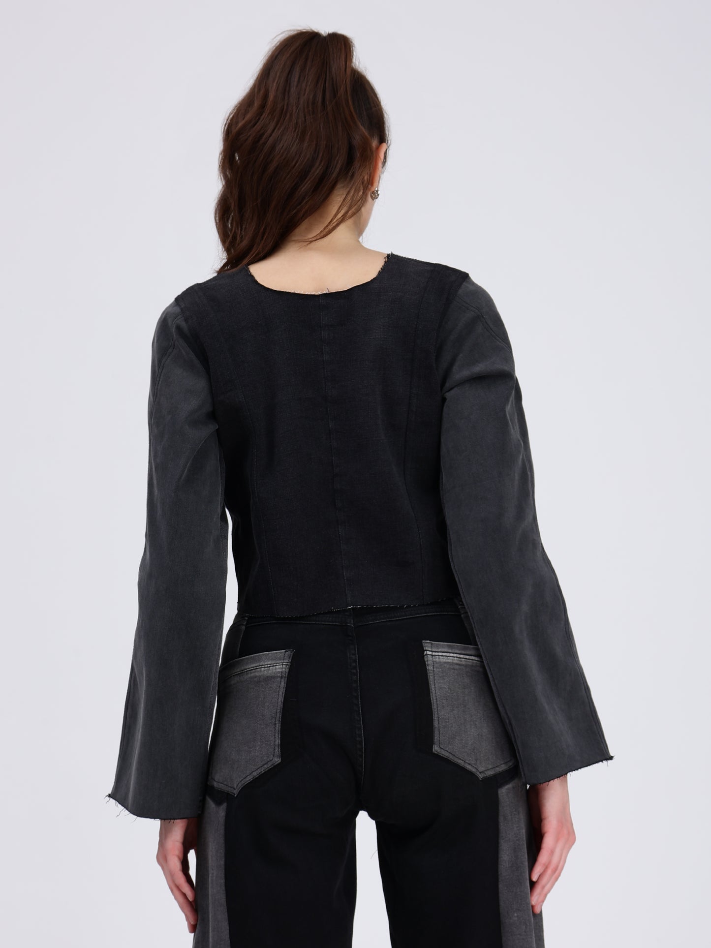 ROUND NECK  TOP BLACK