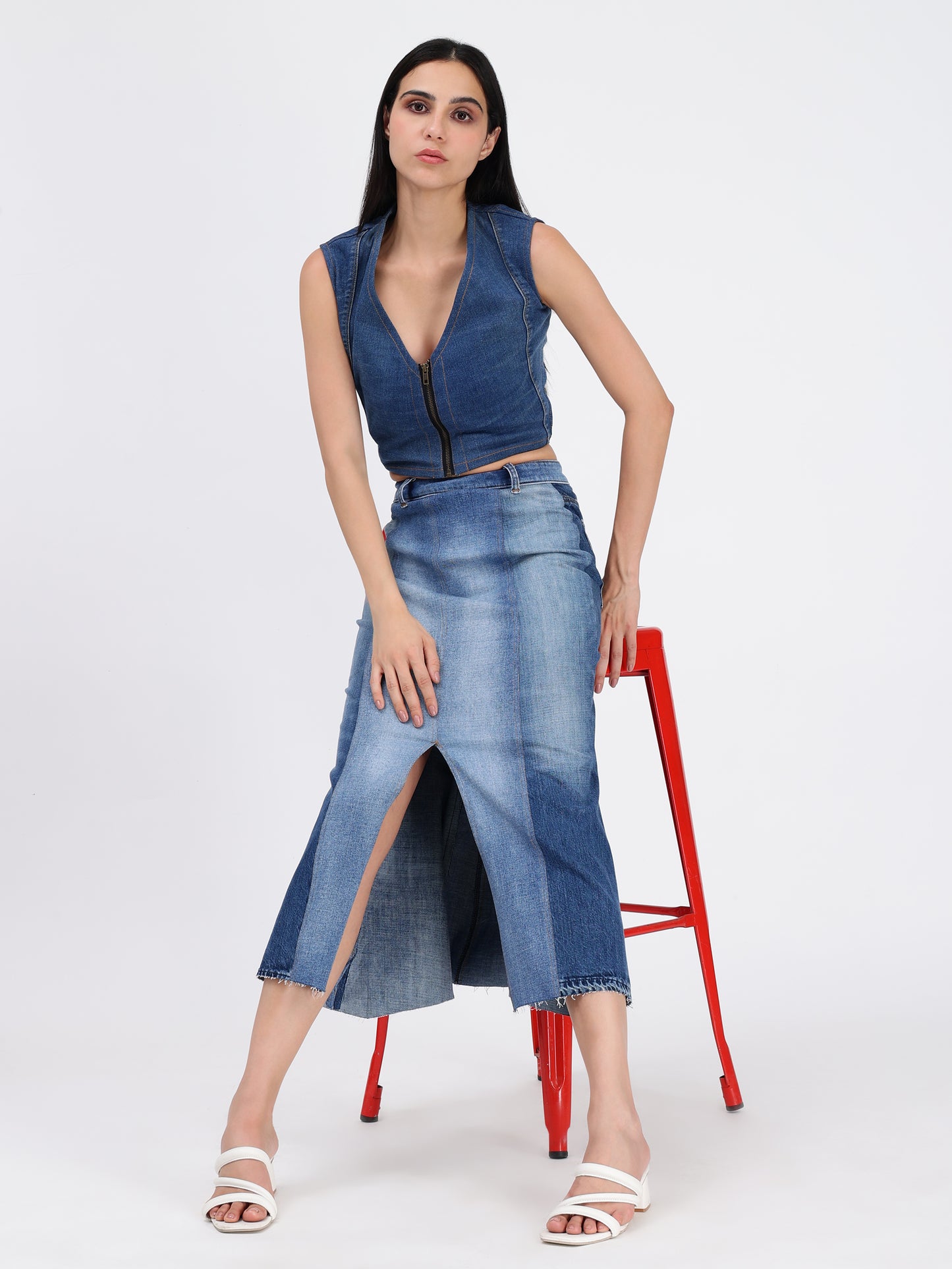 FRONT ZIPPER  TOP (BLUE)
