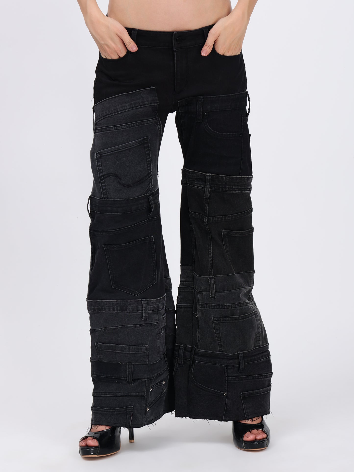 CUT POCKET BELL BOTTOM (BLACK)