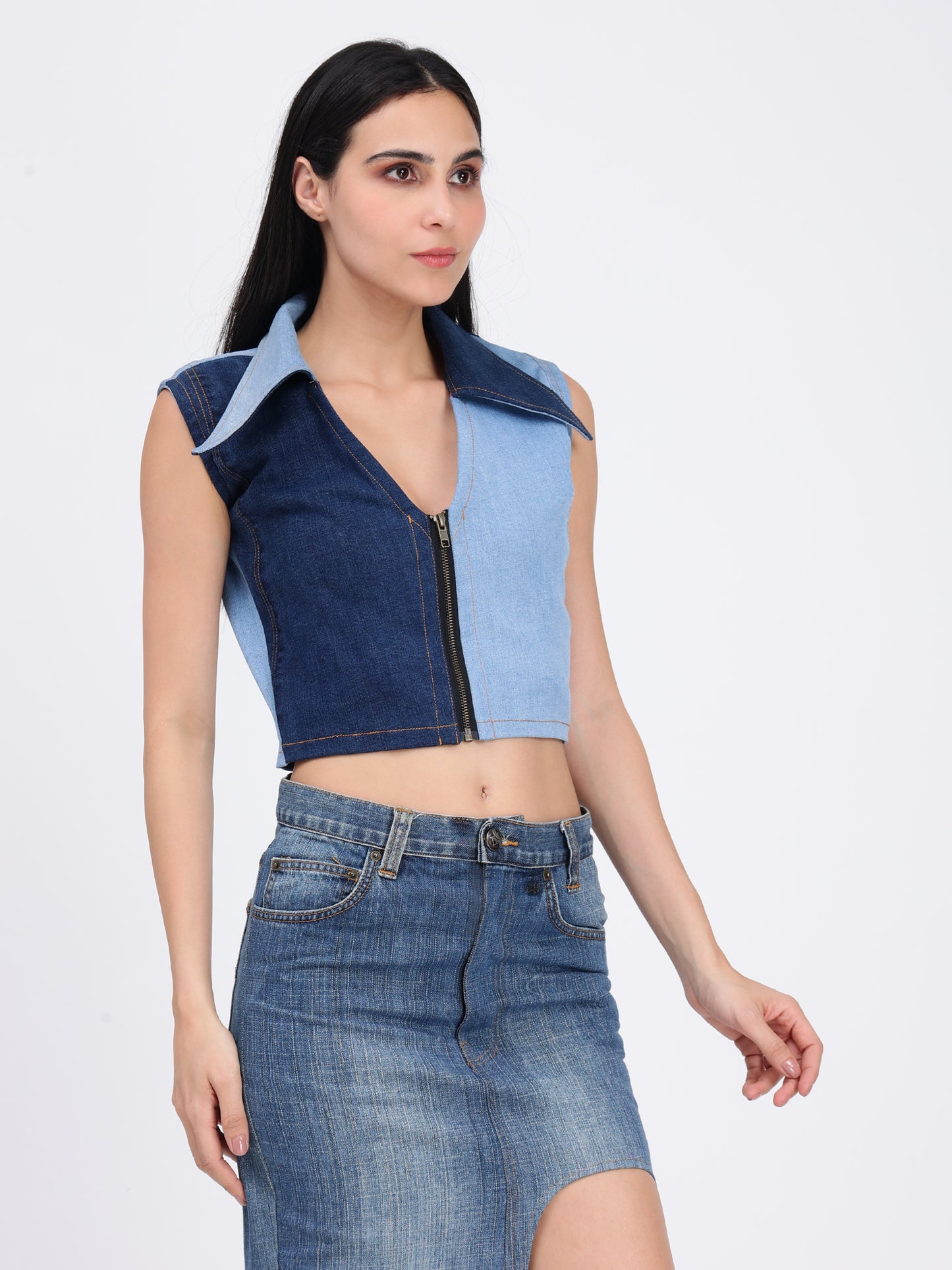FRONT ZIPPER  COLLAR TOP  (DOUBLE  COLOURED)