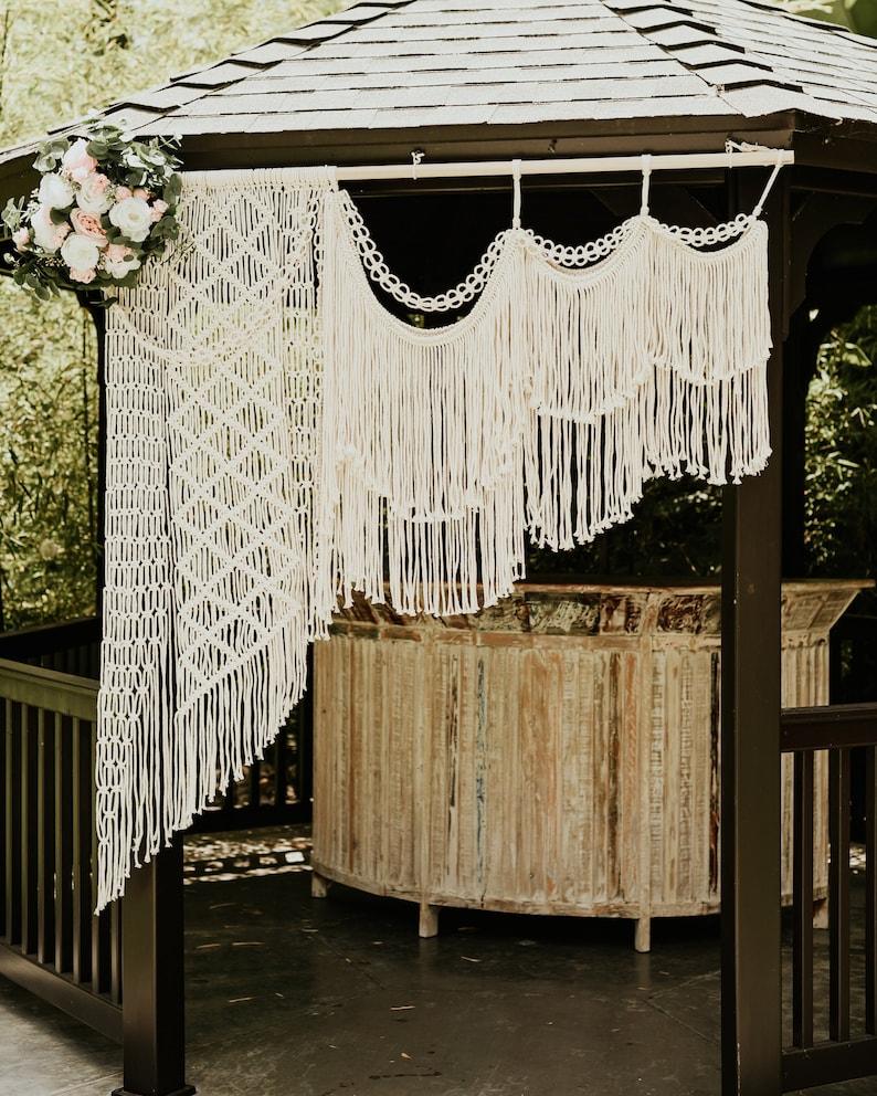 Cuddly Cloud Knots - Macrame Wedding Backdrop