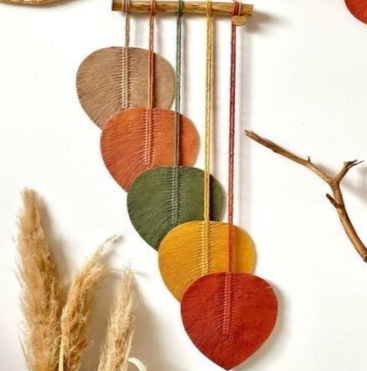Suspended Serenity - Narrow leaf macrame hanger