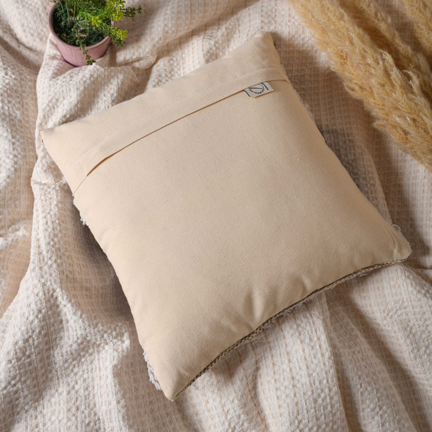 Cotton Handwoven/Handloom Contemporary Cushion Cover – Fringee (Set Of Two)