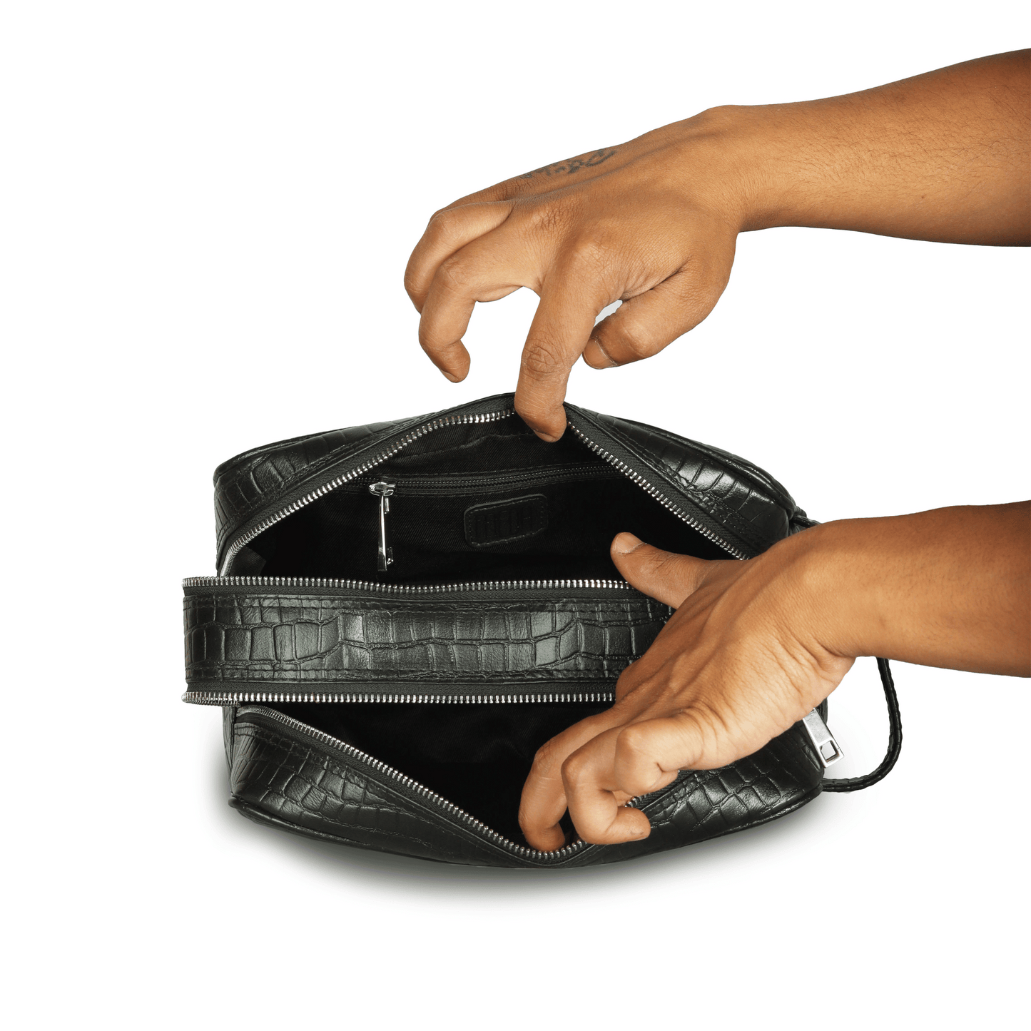 Travel Refresh Genuine Leather Tolietry Bag Ebony Black