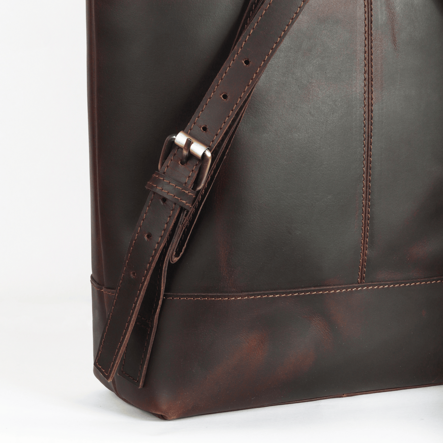 Techtrek Genuine Leather Bagpack Muddy Brown