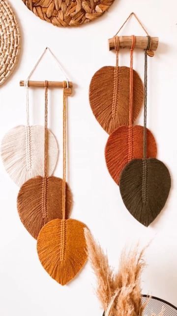 Suspended Serenity - Narrow leaf macrame hanger